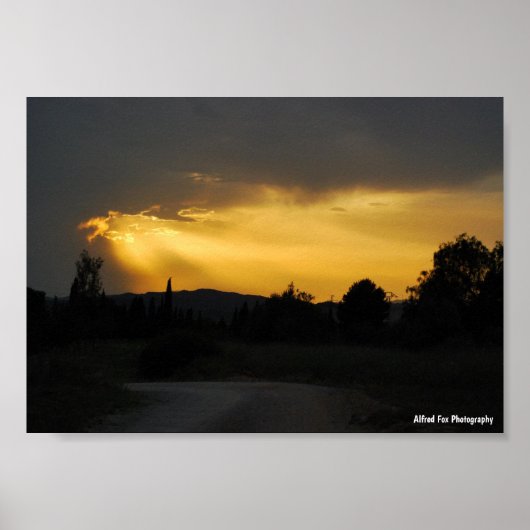 Hemelse Zonnestralen in Hemel Landschap Poster (Voorkant)
