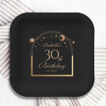Hemelse Zwarte Gouden Zon Maan Sterren 30e Verjaar Papieren Bordje<br><div class="desc">Celestial Black Gold Sun Moon Astronomy 30th Birthday Paper Borden hebben een sierlijke gouden zon,  maan en sterren met een gouden lijst op een zwarte achtergrond. Binnenin is uw aangepaste dertigste verjaardag informatie. Personaliseer door de tekst in de tekstvakken te bewerken. Ontworpen voor u door Evco Studio www.zazzle.com/store/evcostudio</div>