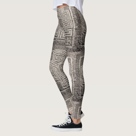 Hemet Maze Stone Thunder_Cove Leggings (Links)