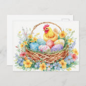 Hen stands beside an Easter nest filled with eggs Briefkaart (Voorkant / Achterkant)