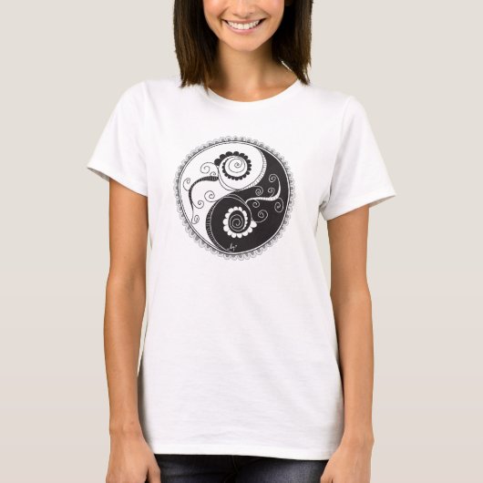 Henna Yin-Yang Burnout T-Shirt (Voorkant)