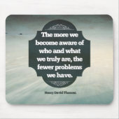 Henry David Thoreau Inspirerend quote "Aware" Muismat (Voorkant)