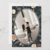 Her Next Chapter Dark Floral Bridal Shower Kaart (Achterkant)