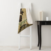 Heraldic Rampant Lion Custom Sherpa Deken (In situ)