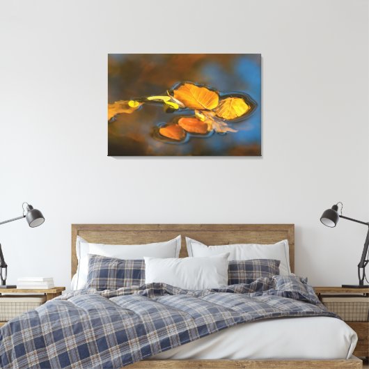 Herbstblätter im See Canvas Afdruk (Insitu (Slaapkamer))