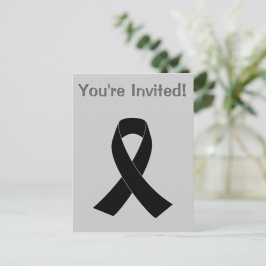 Herdenking, rouwend zwart bewustzijn uitnodiging briefkaart (Staand voorkant)