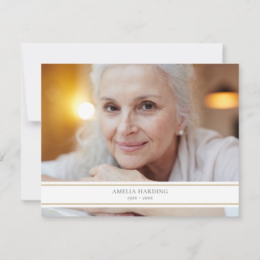 Herdenkingskaart met foto en dankwoord voor een ui notitiekaartje (Achterkant)