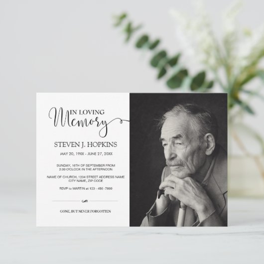 Herdenkingskaarten met aangepaste fotouitnodiging (Staand voorkant)