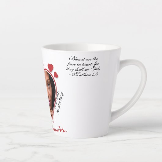 Herdenkingsmonument met een hartthema latte mok (Rechts)