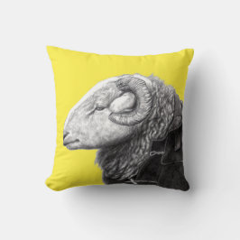 Herdwick Ram in Duffel Coat (Retro Geel) Kussen