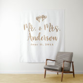 HERE. & MRS. Goud Script Typografie Modern Minimaa Wandkleed (In situ)