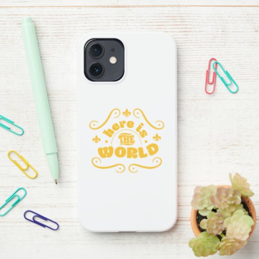 Here the world iPhone hoesje (Op bureau)