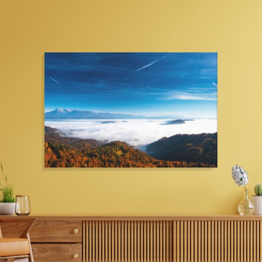 Herfst bergen en mist in de vallei canvas afdruk (Insitu (Woonkamer))
