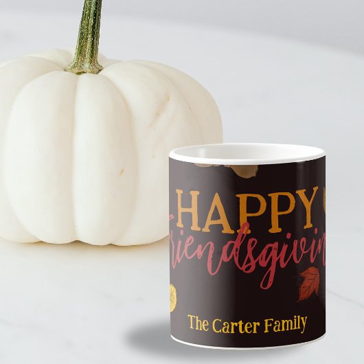 Herfst bladeren eikels bessen happy friendsgiving koffiemok