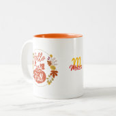 Herfst Bladeren Krans Pompoen Naam Monogram Tweekleurige Koffiemok (Voorkant links)