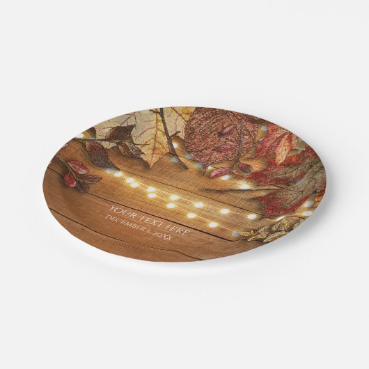 Herfst bladeren & String lichten op rustiek hout Papieren Bordje (Gekanteld)