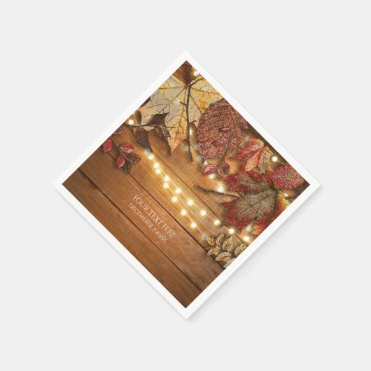 Herfst bladeren & String lichten op rustiek hout Servet (Hoek)