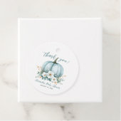 Herfst Blauwe pompoen Bloemen Eucalyptus Baby show Bedankjes Labels (In situ)