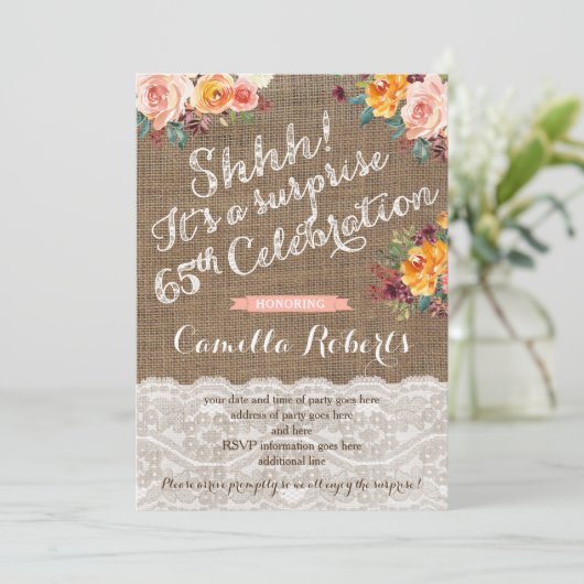 Herfst bloemen 65e Surprise Birthday Party Invites Kaart (Staand voorkant)