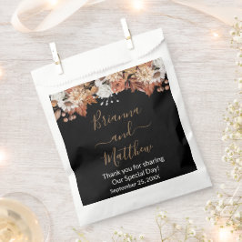 Herfst Bloemen op Zwarte Favor Bag Bedankzakje