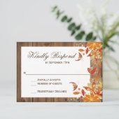 Herfst Bloemen Rustieke Houten Herfst Bruiloft RSV RSVP Kaartje (Staand voorkant)