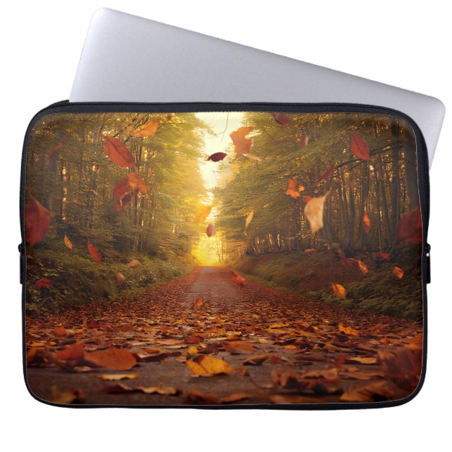 Herfst bospad vallende bladeren laptop sleeve (Voorkant)