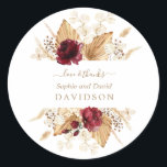 Herfst Burgundy Flowers Pampas Grass Palm Wedding Ronde Sticker<br><div class="desc">Uniek en elegant ontwerp met waterverf grasmandbloemen,  pamapgras,  palmgedroogde bladeren,  tegen een witte achtergrond. Het gebruik personaliseert hulpmiddel om uw info toe te voegen. Ga naar mijn Pampas Grass Floral Collectie voor overeenkomende objecten.</div>