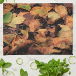 Herfst, droge bladeren theedoek