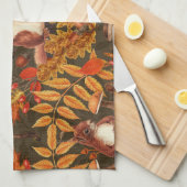 Herfst eekhoorn op donkerbruin theedoek (Quarter Fold)