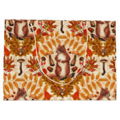 Herfst eekhoorn op off white groot cadeauzakje (Achterkant)