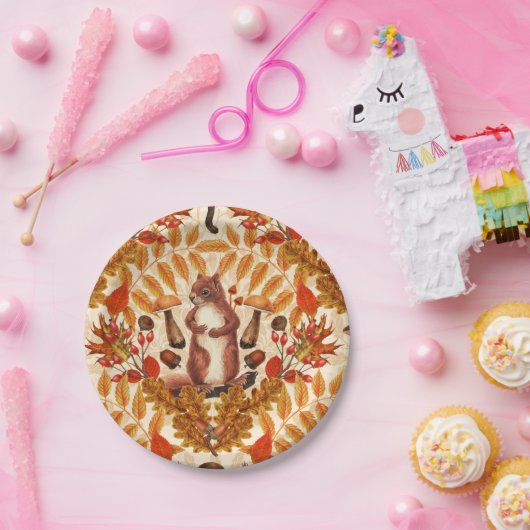 Herfst eekhoorn op off white papieren bordje (Feest)
