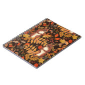 Herfst eekhoorns en flora op donkerbruin notitieboek (Linkerzijde)