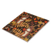 Herfst eekhoorns en flora op donkerbruin tegeltje (Zijkant)