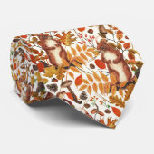 Herfst eekhoorns en herfst flora op off white stropdas (Opgerold)