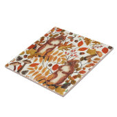 Herfst eekhoorns en herfst flora op off white tegeltje (Zijkant)