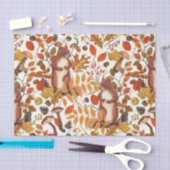 Herfst eekhoorns en herfst flora op off white tissuepapier (Craft)