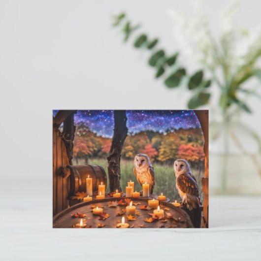 Herfst Equinox met Twee Uilen Kaarsen Barrels Feestdagenkaart (Staand voorkant)