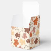 Herfst esdoorn bladeren bruine aarde tonen bedankdoosjes (Geopend)