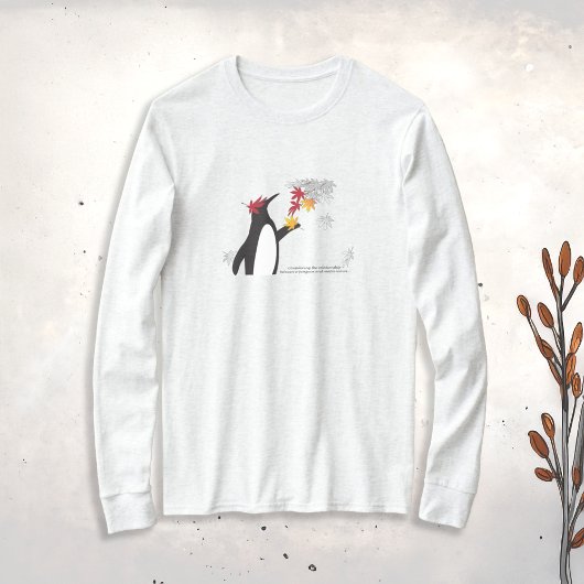 Herfst esdoorn bladeren en grappige pinguïn lange t-shirt