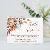 Herfst Floral Bouquet Birthday Response RSVP-kaart Bedankkaart (Staand voorkant)