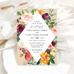 Herfst Floral Diamond Wedding Rustic Burgundy Kaart<br><div class="desc">Deze elegante huwelijksstijl is voorzien van een neutraal beige geometrische diamantvorm, omgeven door de bloemen van de waterverf van de zomer en de herfst, met inbegrip van rozen, dahlias, pony-bloemen en groen, in een prachtig herfstpalet van wogoerrood, goudgeel, perziks sinaasappel, wazige roze en groene tinten. Pas de stijlvolle donkergrijze tekst...</div>