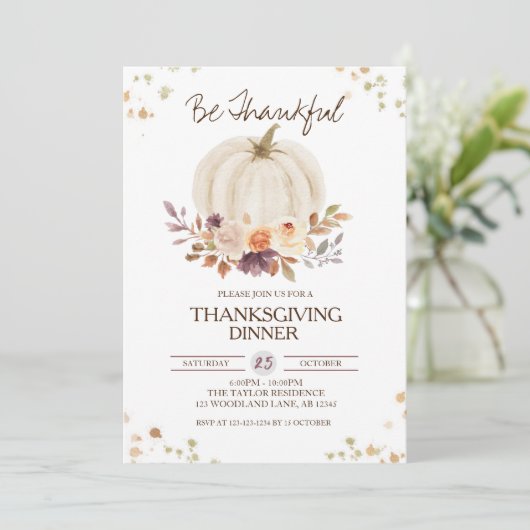 Herfst Floral Pumpkin Thanksgiving Uitnodiging (Staand voorkant)