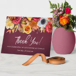 Herfst Flowers 30th Birthday Gevouwen Bedankkaart<br><div class="desc">Elegante bordeaux bedankkaart heeft een weelderige rand van herfst aan de bovenkant. Verbrand sinaasappel, felrood, goudgeel en een pop wit. Bedankt is geschreven in een helder waarom trendy script. Met de twee regels tekst hieronder kunt u uw bericht aanpassen. Natuurlijk is er ruimte voor u om een handgeschreven aan de...</div>