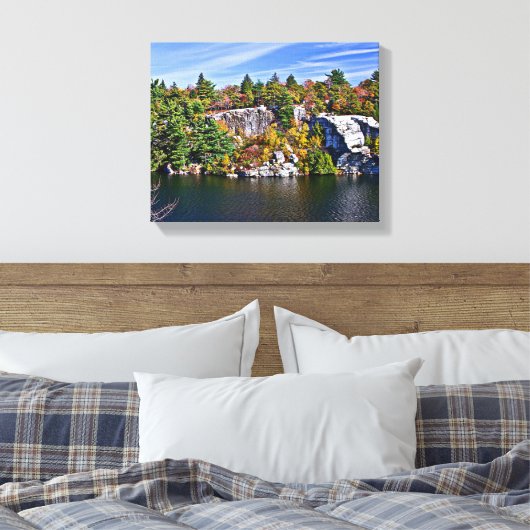 Herfst Foliage rond het Minnewaskameer Canvas Afdruk (Insitu (Slaapkamer))