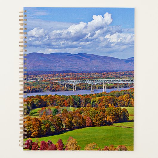 Herfst gebladerte (Rhinecliff Bridge) 2024 Planner (Voorkant)