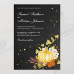 herfst herfst Chalkboard Pumpkin Wedding Kaart<br><div class="desc">Nodig uw gasten uit met deze elegante uitnodiging voor een herfstbruiloft met mooi verfde herfstbladeren en een pompoen op een achtergrond van een krijtbord. Voeg eenvoudig uw gebeurtenisdetails op deze makkelijk te gebruiken sjabloon toe om het één-van-een-soort uitnodiging te maken.</div>