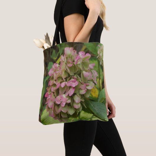 Herfst Hydrangea Bloom met Golden Hosta Leaves Tote Bag (Dichtbij)