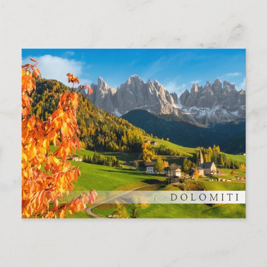 Herfst in een Dolomietenlandschap met een kerk Briefkaart (Voorkant)