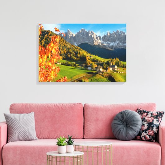 Herfst in een Dolomietenlandschap met een kerk Canvas Afdruk (Insitu (Woonkamer))