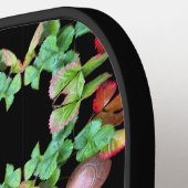 Herfst in het aardbeienseizoen achtertuin foto pickleball paddle (Links Detail)